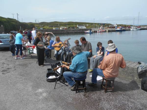 Gearing up for 'Busk and bake' on Cape Clear Island